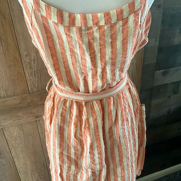 NWT LUSH Button front tank dress with a tie waist and pockets! 100% Cotton - Picture 10 of 12
